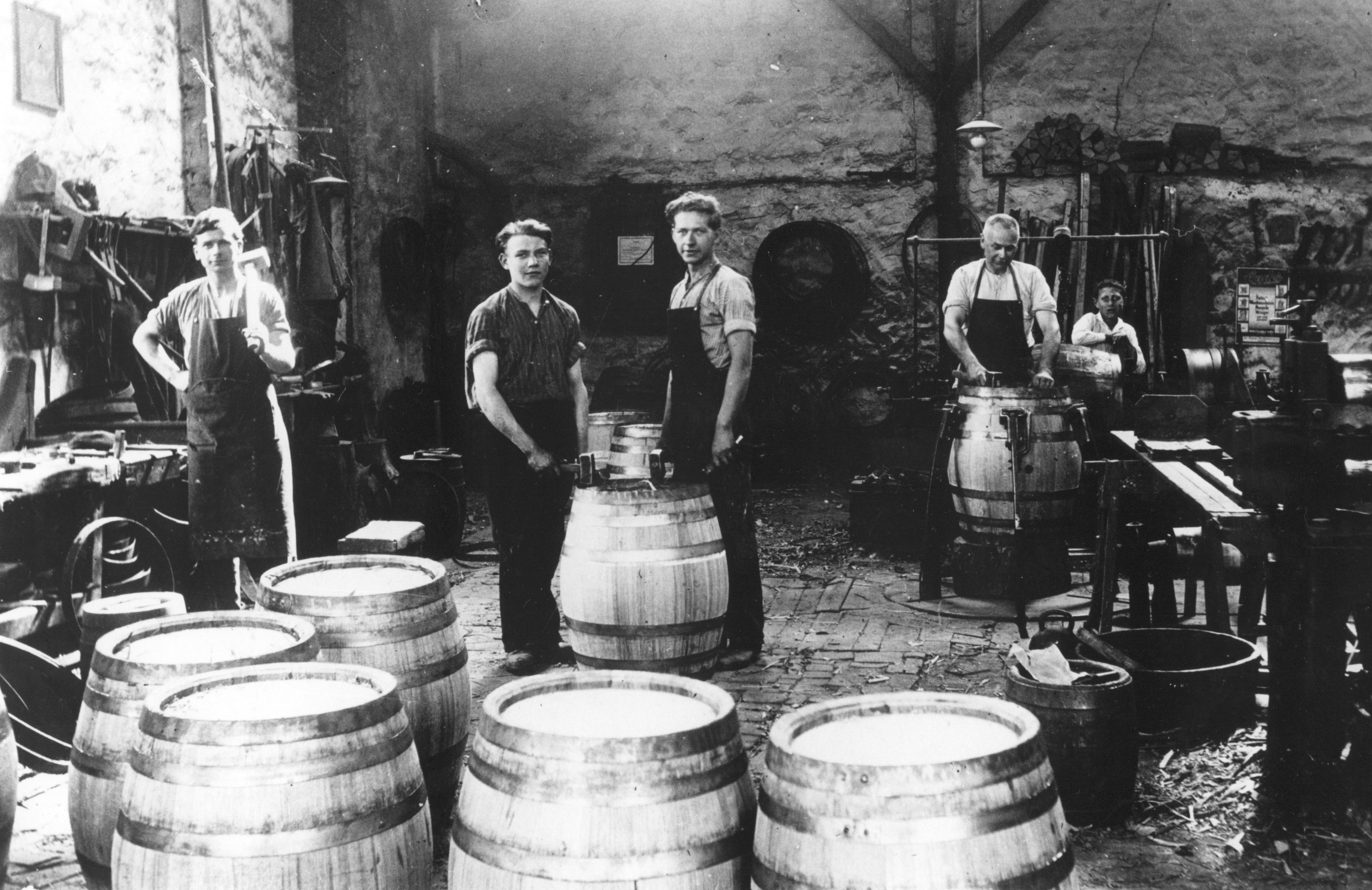 Foto: In der Meckenheimer Faßfabrik Ruland 1931