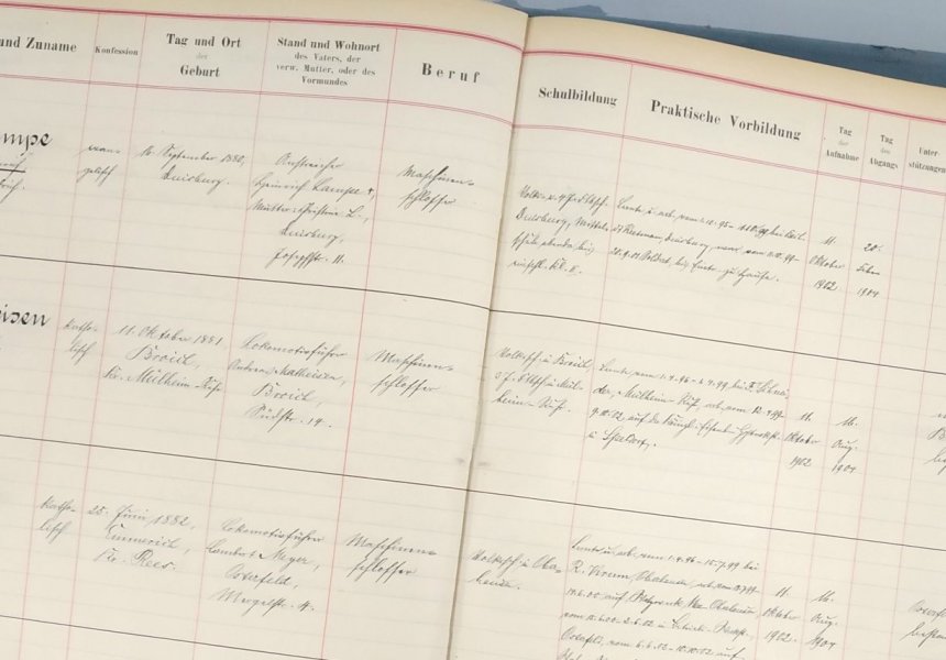 Aufgeschlagenes Matrikelbuch