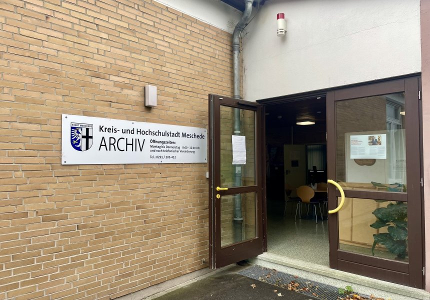 Eingang des Archivs Meschede 