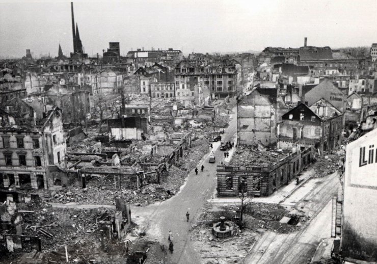 Ansicht der kriegszerstörten Bochumer Innenstadt 1945