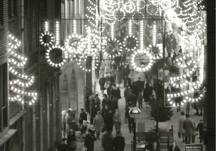  Die neue Weihnachtsbeleuchtung von 1968